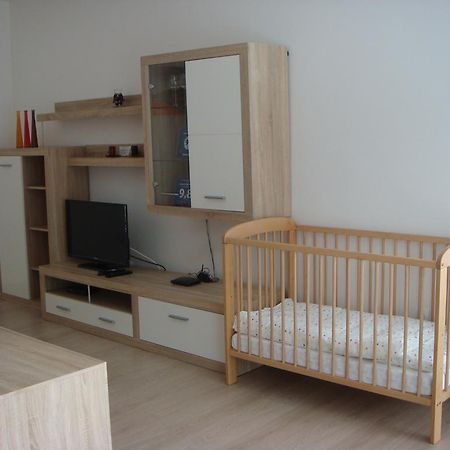 Apartman Kurdejov Hustopece Exterior photo