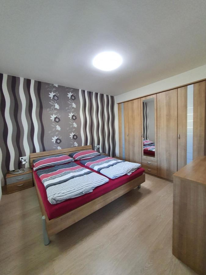 Apartman Kurdejov Hustopece Exterior photo
