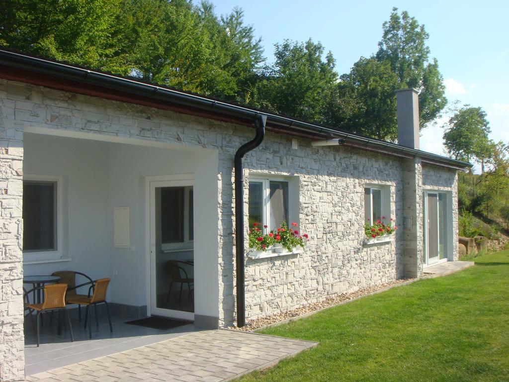 Apartman Kurdejov Hustopece Room photo